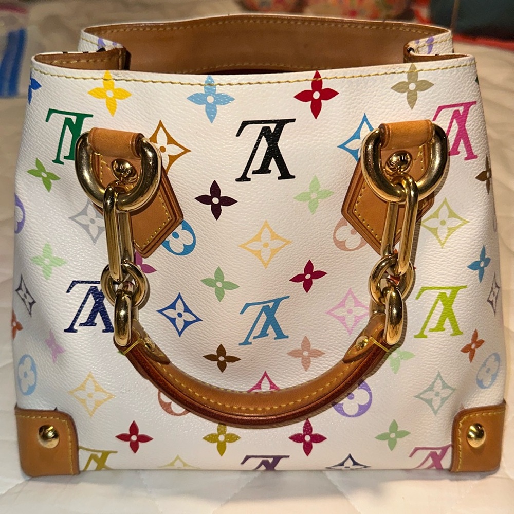 🌈 🤍Louis Vuitton White Murakami Audra